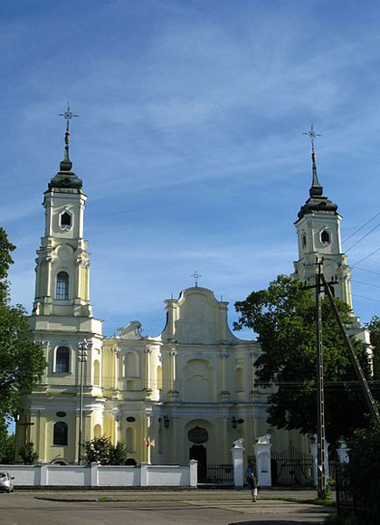 basilica della Trinità a Kobyłka presso Varsavia