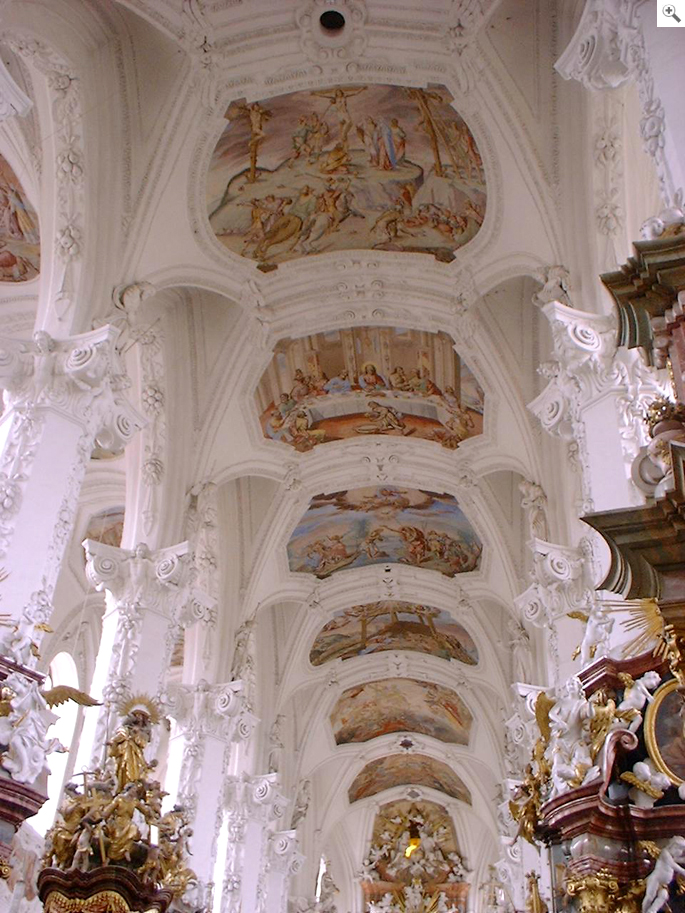 Klosterkirche Neuzelle (D), mit Fresken und Stuckaturen der Gebrüder Vanetti
